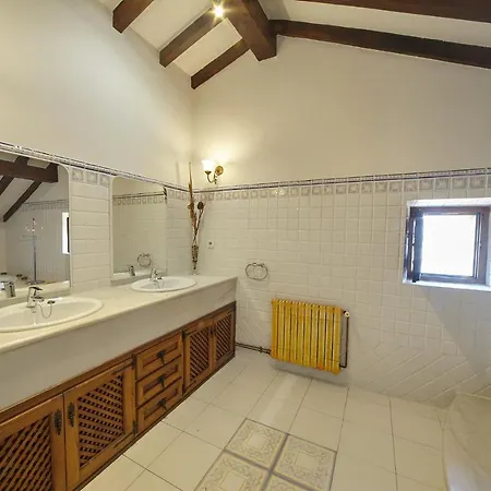 Casona Cautivos Orena
